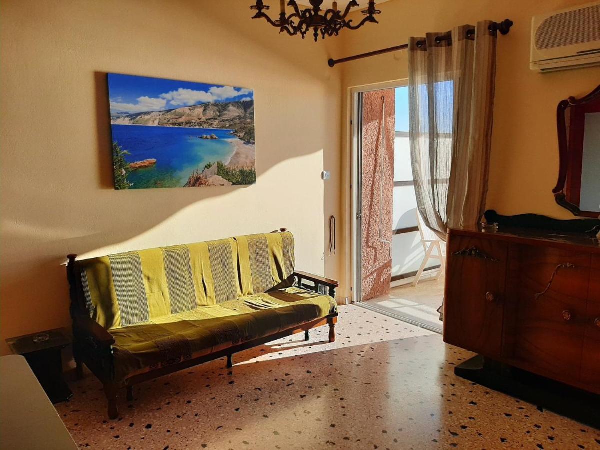 Appartement Μαγευτικο Ηλιβασιλεμα Μαρμαρι Ευβοιας à Marmari  Extérieur photo