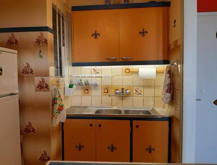 Appartement Μαγευτικο Ηλιβασιλεμα Μαρμαρι Ευβοιας à Marmari  Extérieur photo