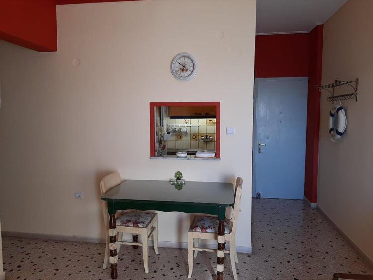 Appartement Μαγευτικο Ηλιβασιλεμα Μαρμαρι Ευβοιας à Marmari  Extérieur photo